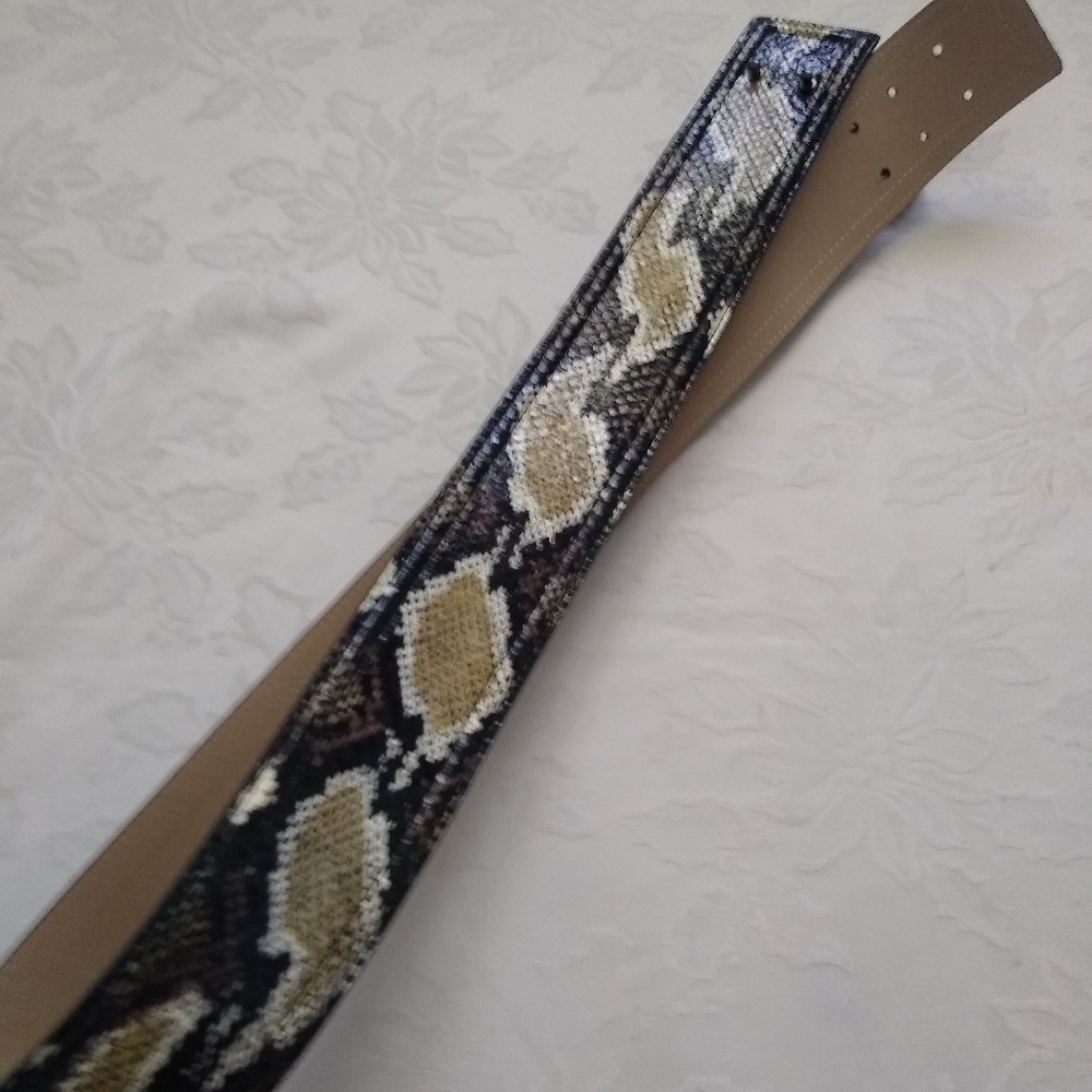 Genuine leather snakeskin wide belt